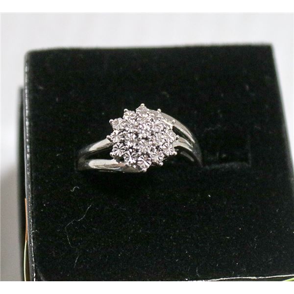 VINTAGE .925 SILVER FANCY CLUSTER RING SZ 7