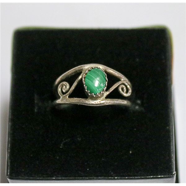 VINTAGE .925  SILVER MALACHITE RING SZ 8