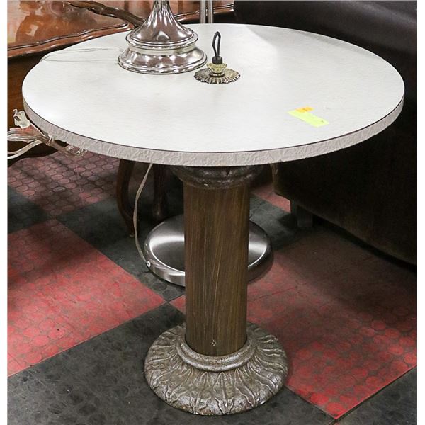 VINTAGE PALM LEAF CORINTHIAN STYLE TABLE