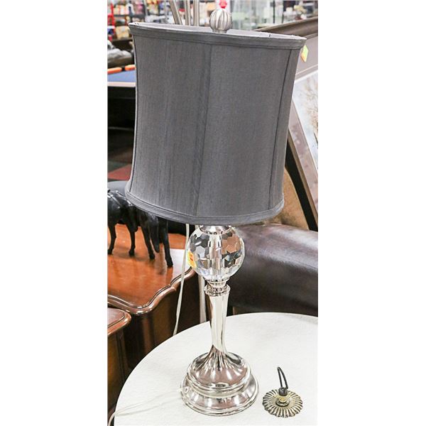 LARGE CRYSTAL BALL LAMP W/ SILVER BASE