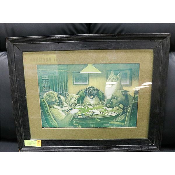 VINTAGE DOGS PLAYING POKER FRAMED PRINT