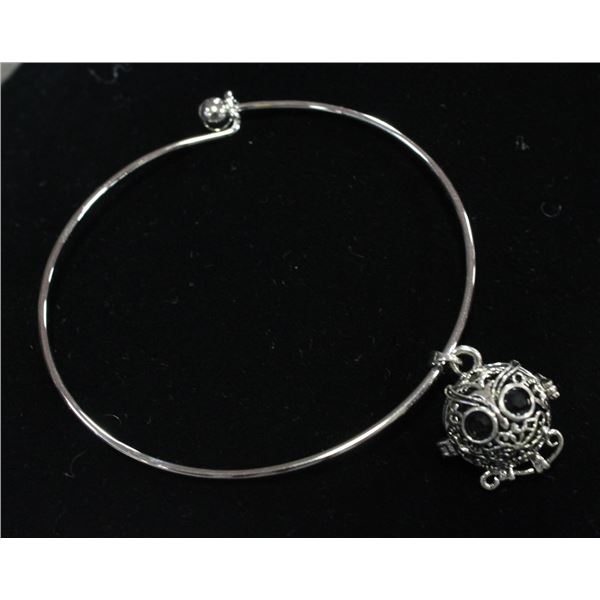 ESSENTIAL OIL DIFFUSER CHARM BRACELET