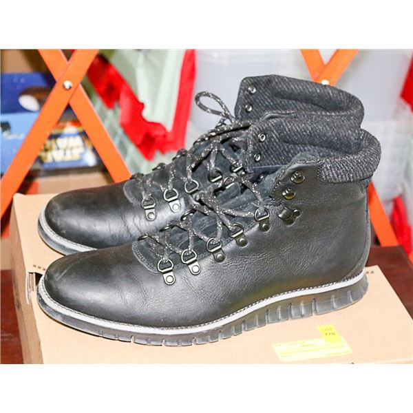 DR MARTINS MENS SIZE 8, WOMENS SIZE 9