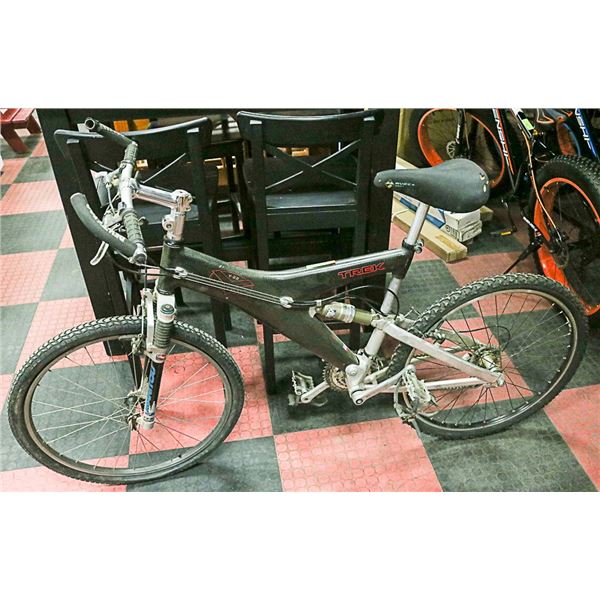 TRUE CARBON FIBER FULL SUSPENSION MOUNTAIN BIKE