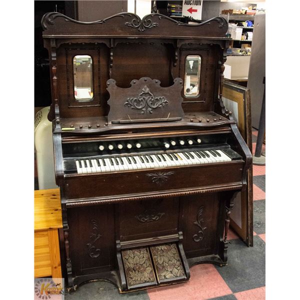 ANTIQUE PUSH PEDAL ORGAN