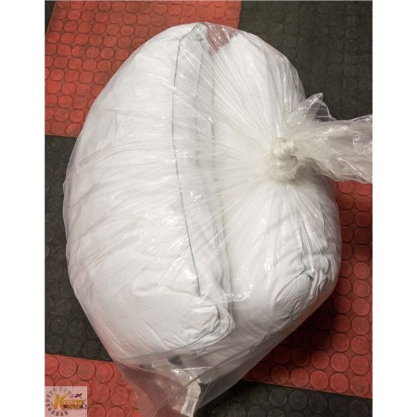 BEAUTYREST BLACK PILLOWS SZ: QUEEN - 2 PACK