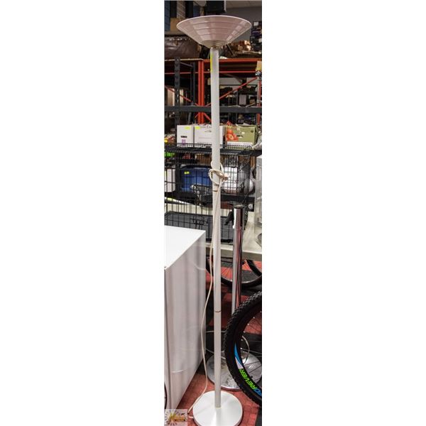 HALOGEN MULTI PHASE LAMP