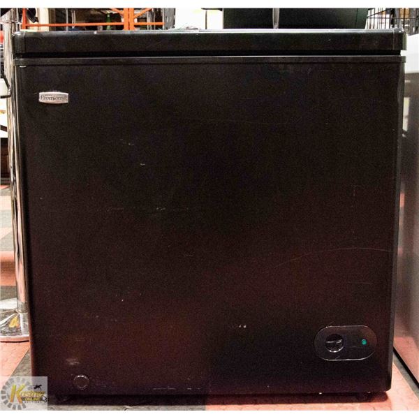 BLACK DANBY "PREMIER" CHEST FREEZER - MODEL DCF