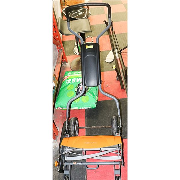 FISKARS PUSH LAWN MOWER, MANUAL, USED, WORKING