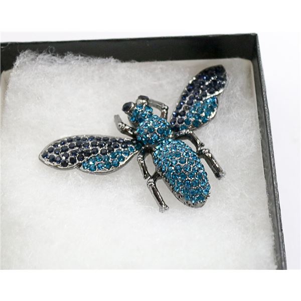 WASP RHINESTONE BROOCH