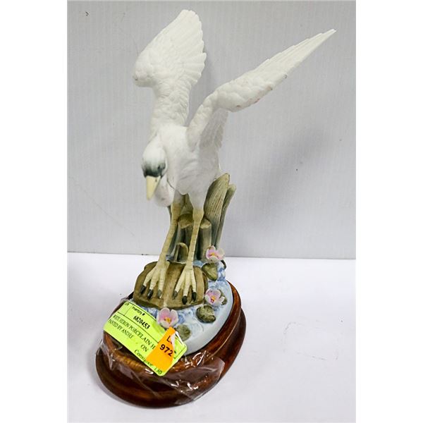 WHITE HERON PORCELAIN HAND PAINTED BY ANDREA 9" ON
