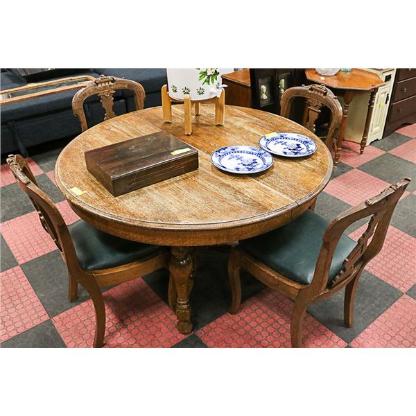 ROUND DINNER TABLE WITH 4 CHAIRS