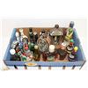 Image 1 : LARGE ASSORTMENT OF MINIATURE BOTTLES  WINE