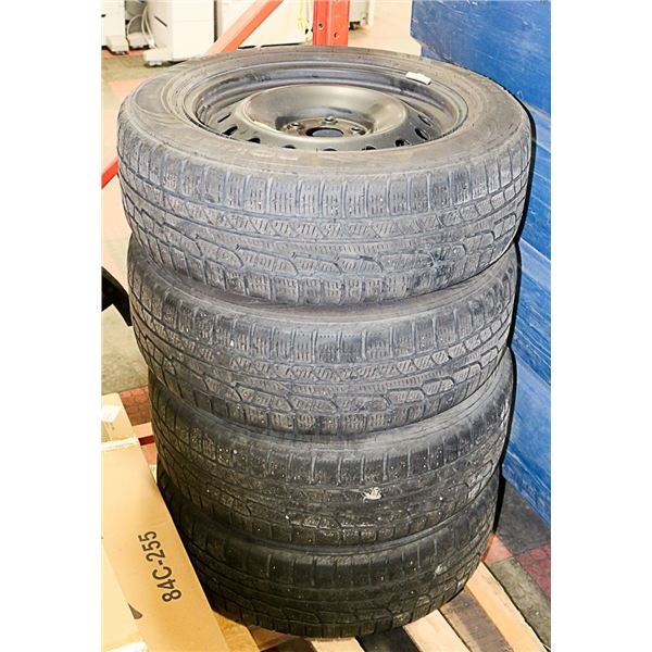 x4 ALL SEASON NOKIAN TIRES 235/60 R18 ON RIMS, USE