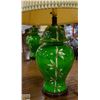 Image 4 : 2 MATCHING GREEN FULL SIZED LAMPS