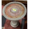 Image 1 : CONCRETE BIRDBATH 19" X 24"