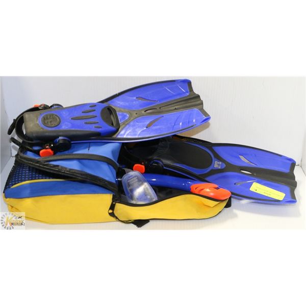 SNORKELING SET WITH FLIPPERS