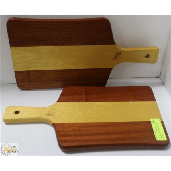 2 TRAMONTINE WOODEN CHEF BLOCKS