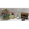 Image 1 : BOX OF VINTAGE COLLECTABLE MUSIC BOXES