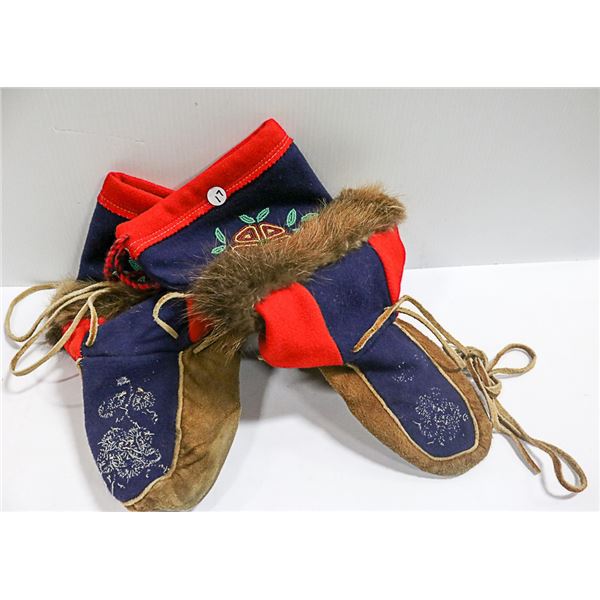 MEN'S HANDCRAFTED MUKLUKS WITH FUR & BEADWORK