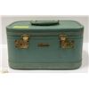 Image 1 : TRAVELITE VANITY CASE POWDER BLUE