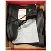 Image 1 : NEW STEEL-TOED SAFETY BOOTS - BLACK - MENS 8