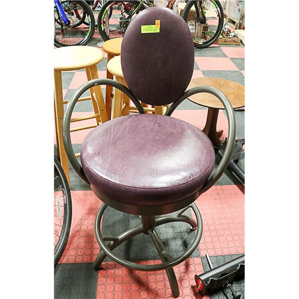TRICA PROFESSIONAL VIOLET SWIVEL METAL BASE CHAIR