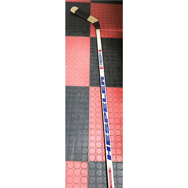 HESPELLER LEFT HANDED HOCKEY STICK