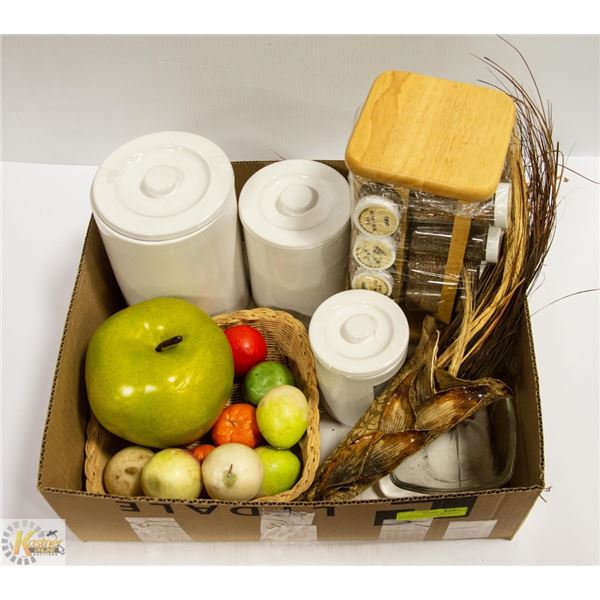 BOX WITH 6-PIECE CANISTER SET, FOLIAGE WALL DECOR,