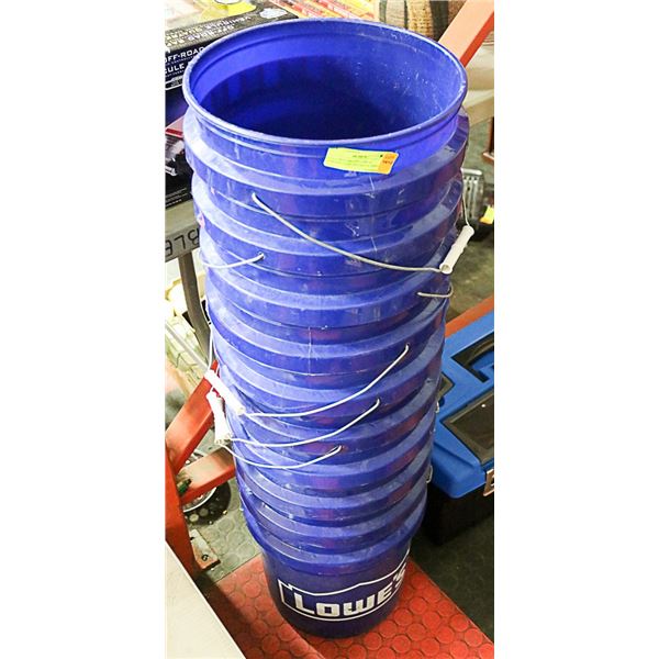 x10 LOWES BRAND LARGE GARDEN/PAINT BUCKETS, USED