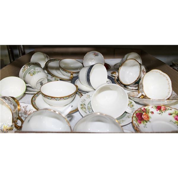 TRAY OF VINTAGE TEA CUPS