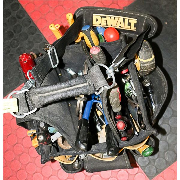 HEAVY DUTY DEWALT TOOL BAG PACKED FULL WITH TOOLS