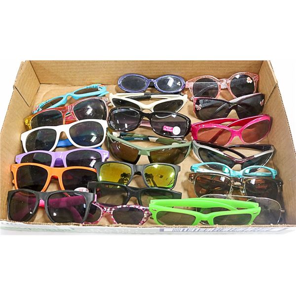 FLAT OF KIDS SUNGLASSES