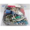 Image 1 : APPROX 10 LB BAG OF ASSORTED VINTAGE JEWELRY