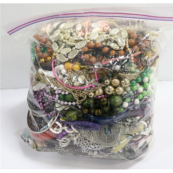 APPROX 10 LB BAG OF MIXED VINTAGE JEWELRY