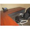 Image 3 : 5 SINGLE DESKS/1 L SHAPE DESK