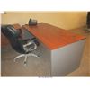 Image 4 : 5 SINGLE DESKS/1 L SHAPE DESK
