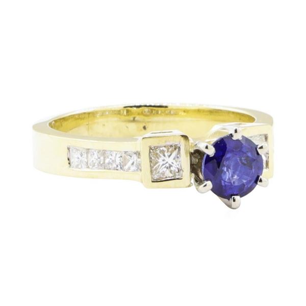 1.24 ctw Sapphire And Diamond Ring - 14KT Yellow Gold