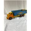 Image 1 : 1950's Wyandotte Construction Dump Truck Pressed steel in good shape