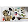 Image 1 : Tray Lot of Small Collectibles