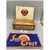 Image 2 : A Vintage Sun Crest Patch & Cigar Box Full of Collectibles