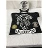 Image 1 : Lot Of Sons Of Anarchy Memorabilia From Afghanistan - Plate With Holder - T-Shirt SZ M - Patches