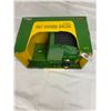 Image 4 : Ertl 1/16 Scale John Deere Round Bailer in orginal Box
