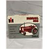 Image 3 : Ertl 1/16th Scale Farmall 806 Tractor in  original Box