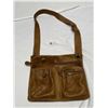 Image 2 : Vintage Roots Leather Crossbody Purse