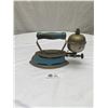 Image 1 : Vintage Iron and Brass Gas Lamp Base