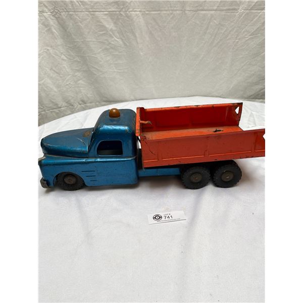 Vintage Structo Toys Dump Truck