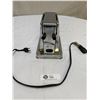 Image 2 : Vintage 1950's Plug in Toaster