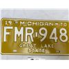 Image 2 : 1970 Michigan " Great Lake State" License Plate in Very Good Condition