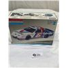 Image 1 : Valvoline thunder bird 1:24 scale model comlete in box